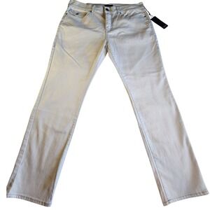 TRUE RELIGION Geno Relaxed Slim Fit Mens 36 x 32 White Jeans Pockets NEW